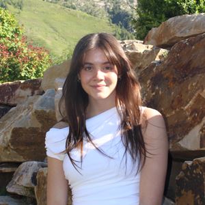 Zoe Olson